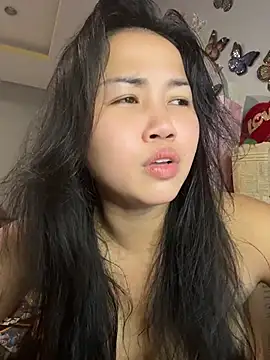 Bella_nasty69 即時 XXX 聊天