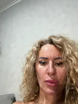 Tania201243 라이브 XXX 채팅
