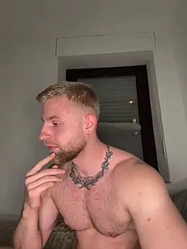 MickySteel Live XXX-chat