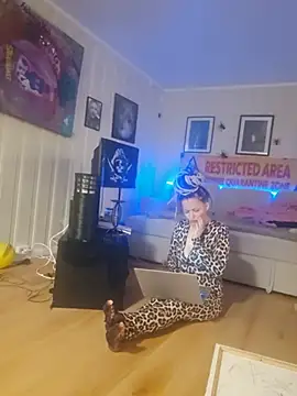 צ'אט XXX בשידור חי של MyManCave