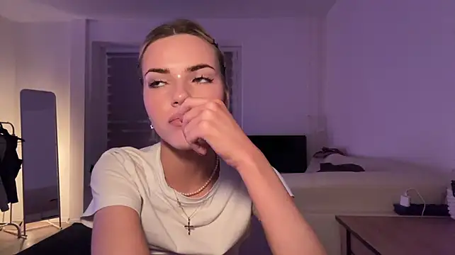 ChristelDuncombe Chat XXX live