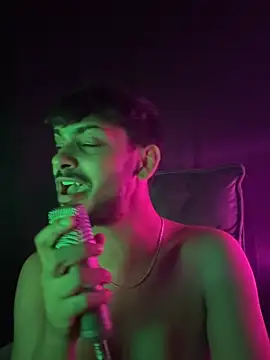 צ'אט XXX בשידור חי של Gipsyboysteve