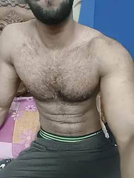 muscularguywithbigcock 网络视讯表演