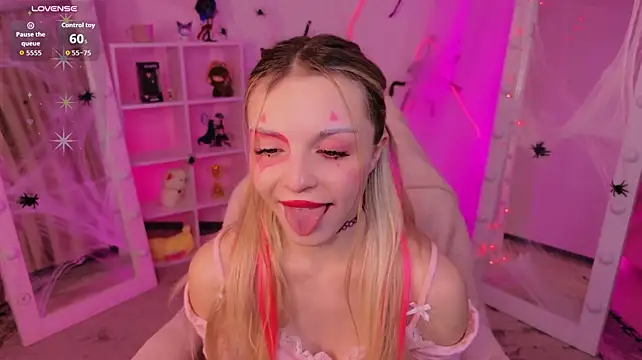 Reychellle XXX чат на живо