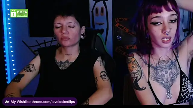 lovelockedlips' Live XXX Chat