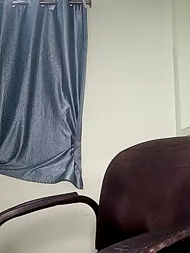 Czat XXX na żywo – shrutee12