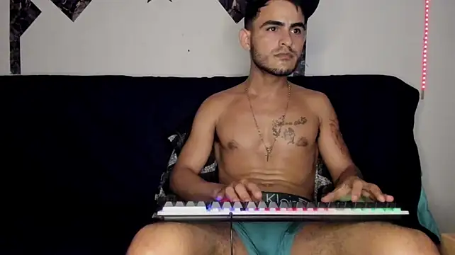 Chatroom XXX en direct de Master_King_Alex