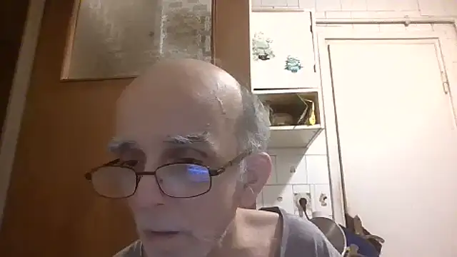 mariusica1@xh Live XXX Chat