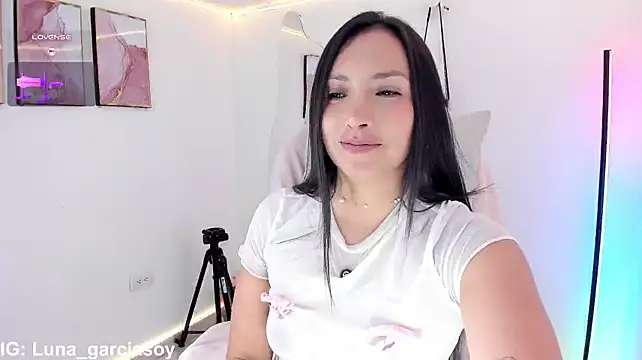 Luna_garcia1 Chat XXX live