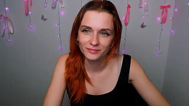 PeppyMia Chat XXX live