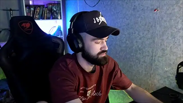 XXX chat uživo modela _Serious_Man