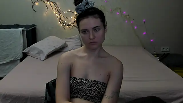 Jessy_lil Chat XXX live