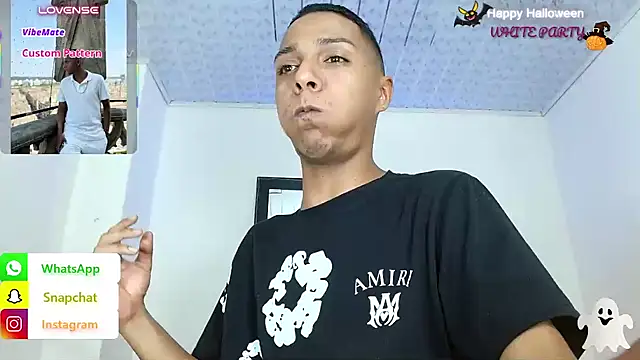 دردشة hotboyluxe الجنسية المباشرة