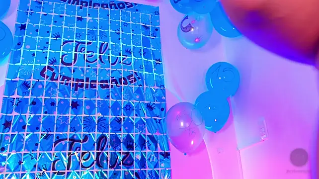PeytonRouse1 即時 XXX 聊天