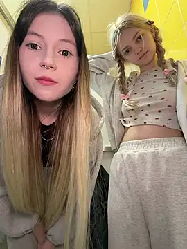 elsawhere live XXX chat