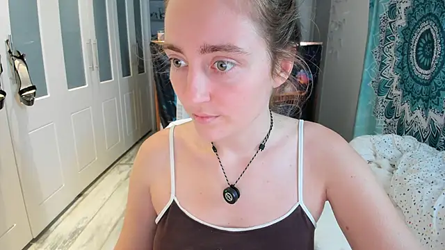 LiaSasha's Live XXX Chat