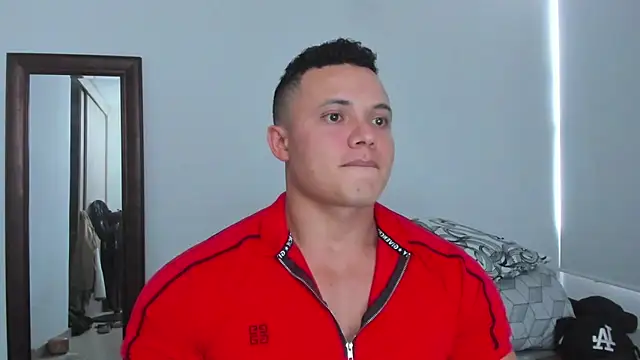 KingLevi01 – Naživo XXX chat