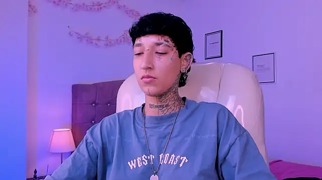 צ'אט XXX בשידור חי של Luci_Rose