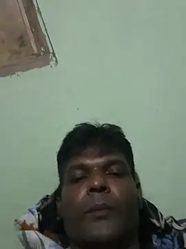 chandrasirik Chat XXX in diretta