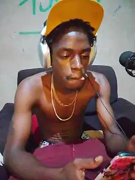 Chatroom XXX en direct de Demon254_