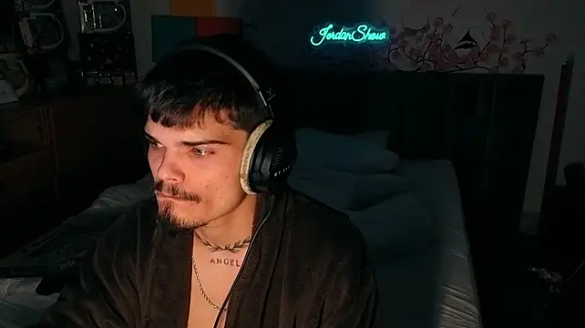 JordanShow Adlı Modelin Canlı XXX Sohbeti