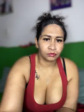 Carola-Ross Chat XXX live