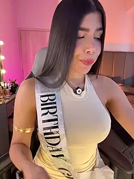 JanyLunaa Chat XXX live