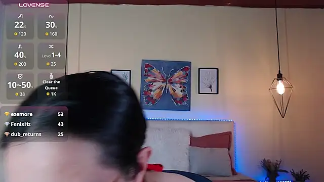 Megan_05_ Chat XXX in diretta