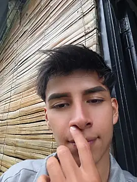 ZaneHoward Live XXX-Chat