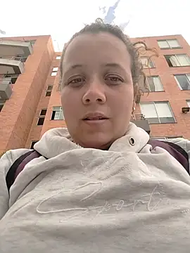amaia_15 élő XXX-chatje