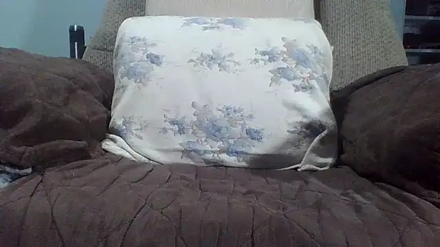 Jbsklxz67's Live XXX Chat