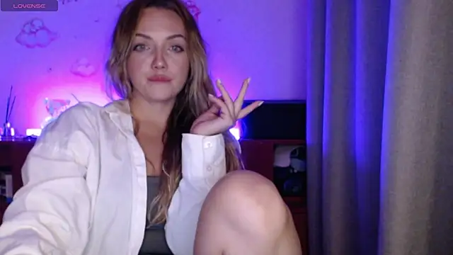 -Stephanie- Live XXX Chat