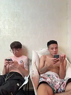 Chat +18 de XiaoLin-01 ao vivo