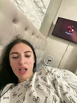 NylaVelle Obrolan Langsung XXX
