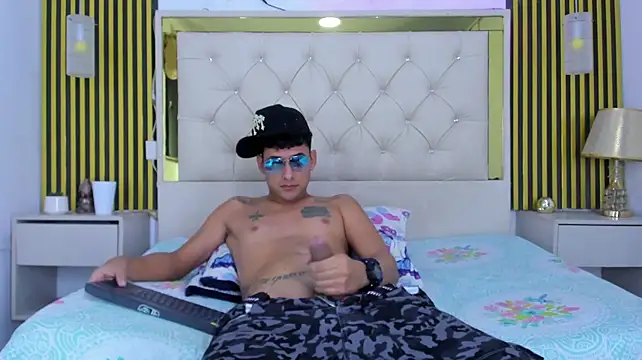 McKinley_Snake Obrolan Langsung XXX