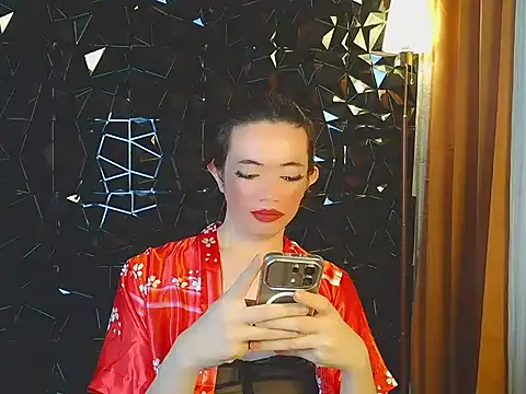 MsStein Adlı Modelin Canlı XXX Sohbeti