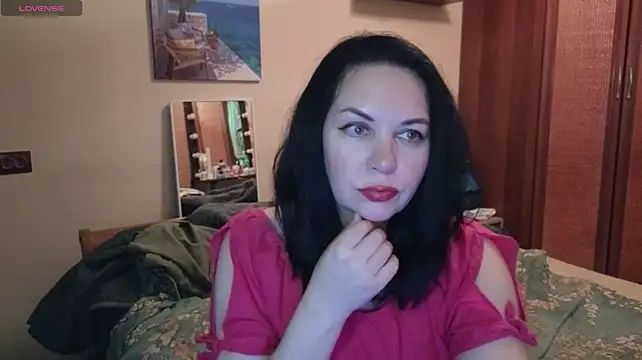 צ'אט XXX בשידור חי של Roxy_doll