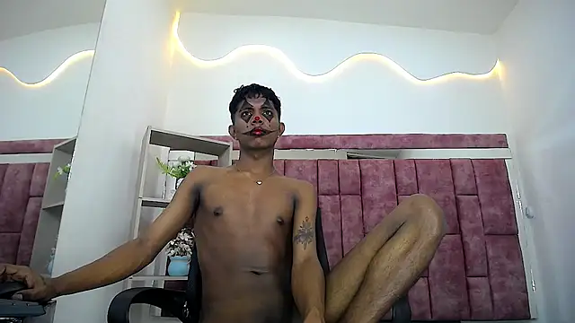 Chat +18 de Mick__Storm ao vivo