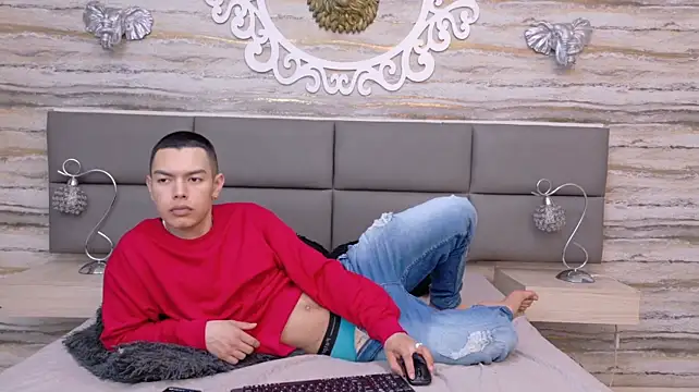 Turjan_Sultan live XXX chat