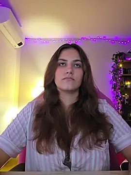 Chat XXX en directo de MiaRides19