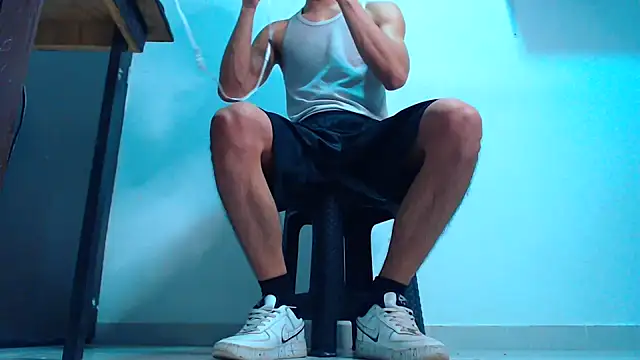 mastersmits élő XXX-chatje