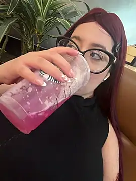 Amara_Sinclair 即時 XXX 聊天