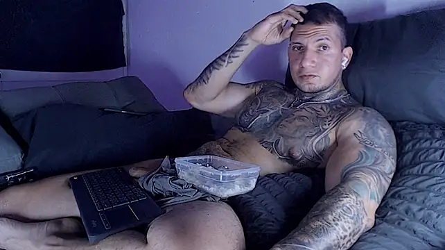 Shane_Clay Chat XXX live