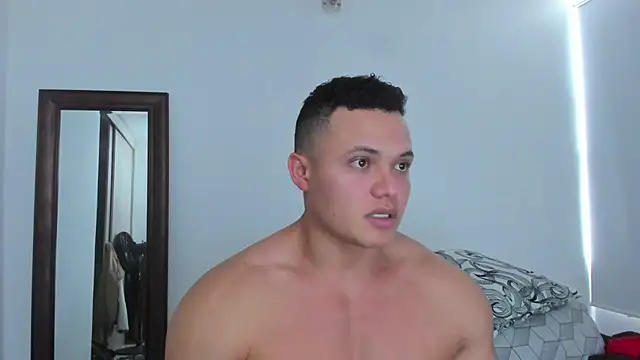 KingLevi01 Chat XXX live