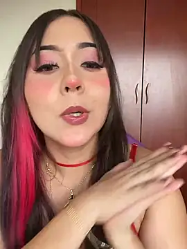 kitty_Stone 即時 XXX 聊天