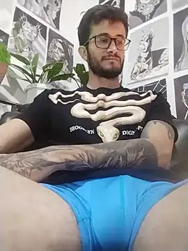 Loggan_donnelly Show Webcam