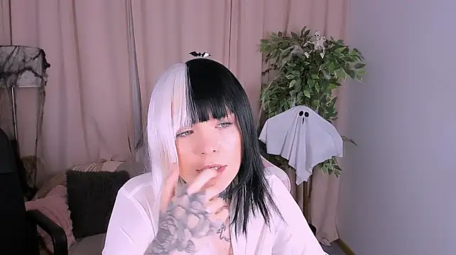 Jessika_Non Live XXX Chat