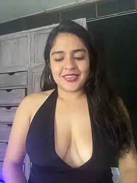 EmilyNoir1 即時 XXX 聊天