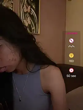 Lunevia Chat XXX in diretta