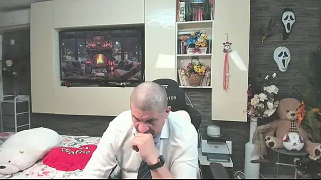 SpartacusDaddy48 Chat XXX in diretta